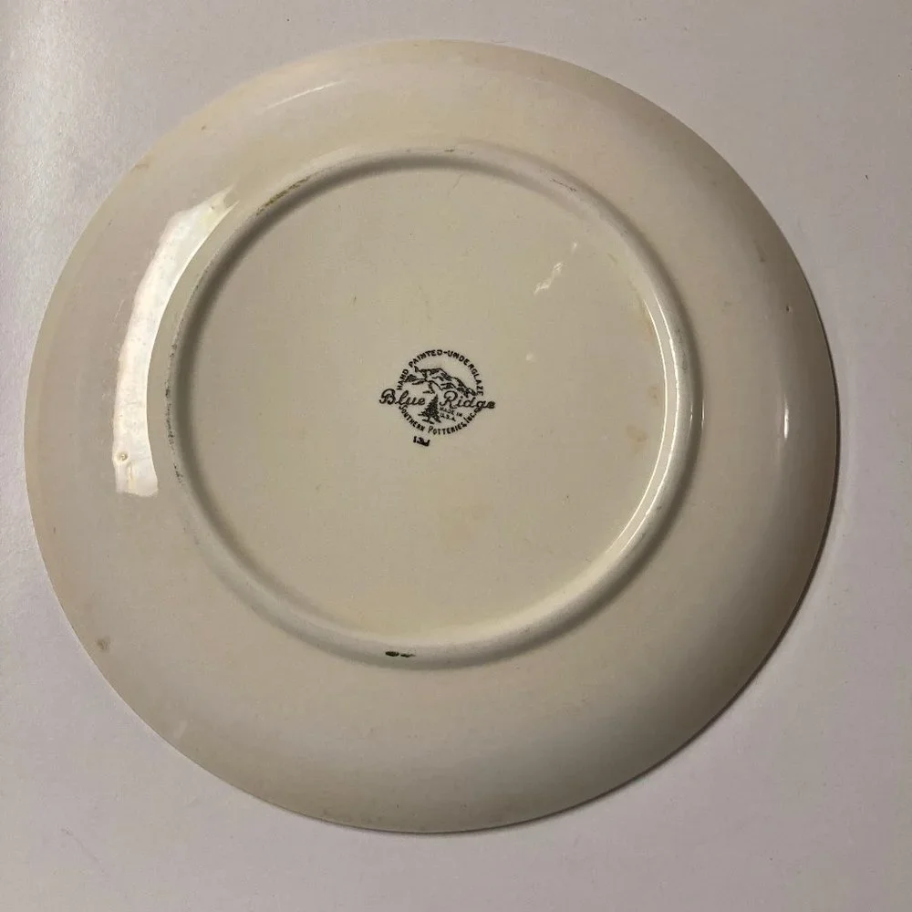 Vintage Blue Ridge Southern Potteries Plantation Ivy Luncheon Plate  3/8 inches